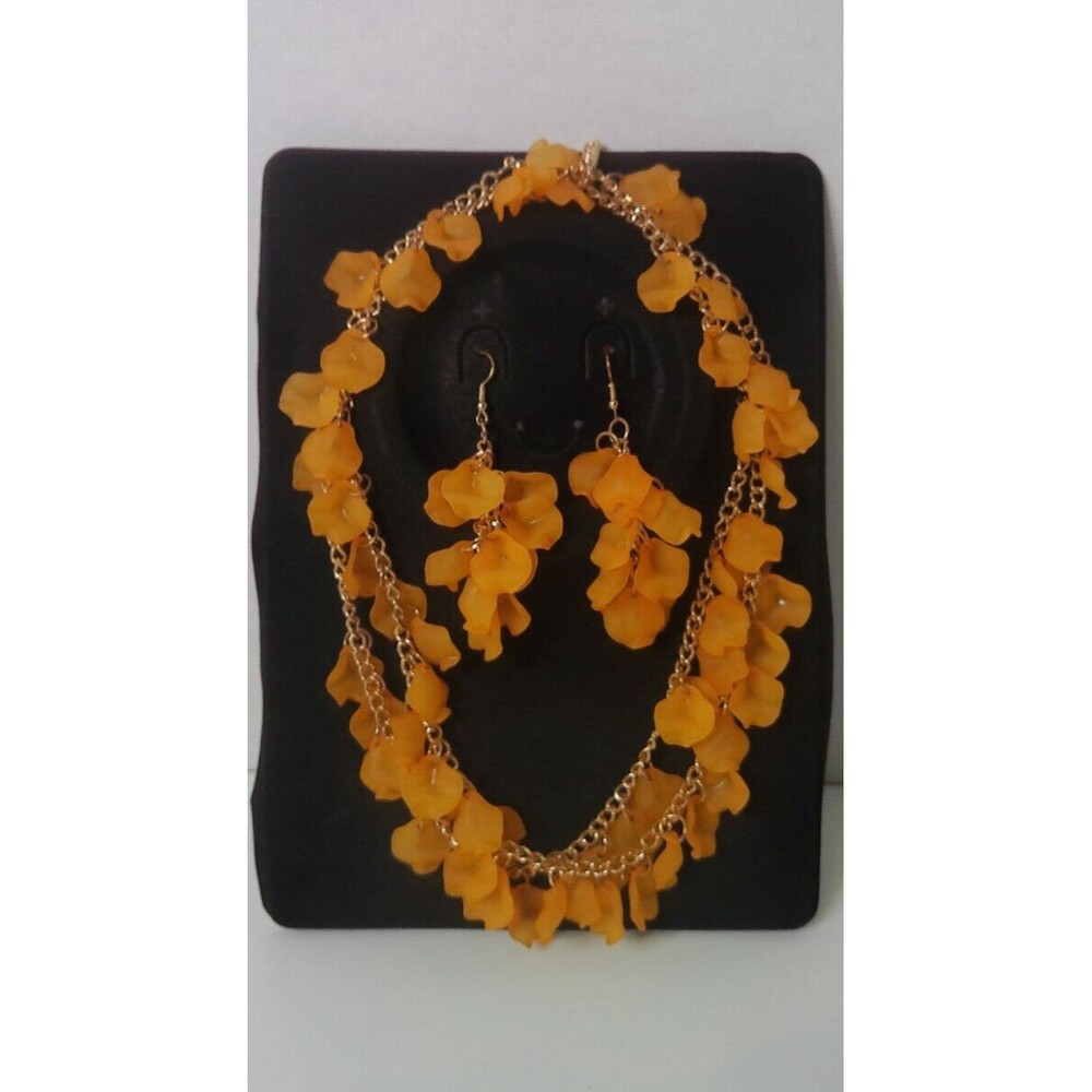 Necklace And Earring Set